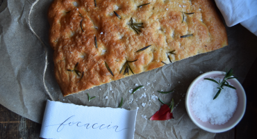 Delicious Focaccia Bread Recipe - Escape Learn Create