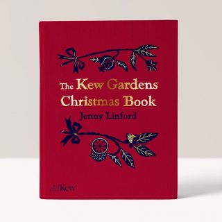 We love The Kew Gardens Christmas Book by Jenny Linford. Many people enjoy visiting The Royal Botanic Gardens at Kew throughout the year, but the annual Christmas at Kew Light Trail which illuminates the Gardens in a beautiful and imaginative way has become a favourite festive tradition for many people.
 
In a similar vein this richly illustrated book celebrates many of the things that we associate with the festive season. 

The illustrations are outstanding, each one is annotated with historical detail exquisitely capturing plants, birds, fruit, trees, and even advertisements from a bygone era.

The historical facts shared by Jenny are fascinating and there is also a selection of delicious traditional seasonal recipes, together with a reading list of other interesting books. 

This is a perfect gift for anyone who loves botanical illustrations, or Christmas traditions. 

The Kew Gardens Christmas Book by Jenny Linford is published by Kew Publishing. 

To read our full review visit our website by following the link in our bio.

@jlinford 
@kewgardens 
#thekewgardenschristmasbook
#escapelearncreate
#escapelearncreatereviews